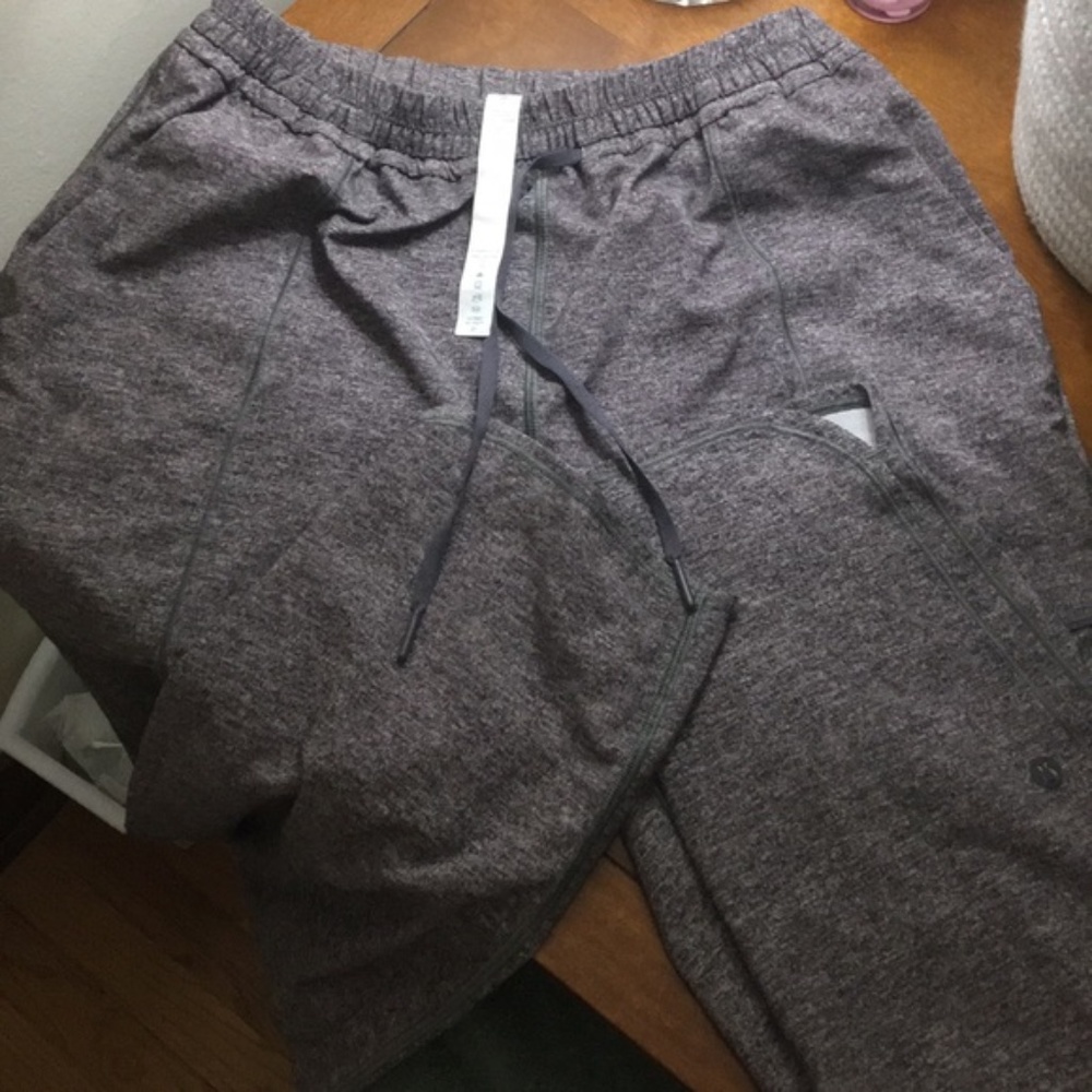 Lululemon Keep It Classic Crop 4